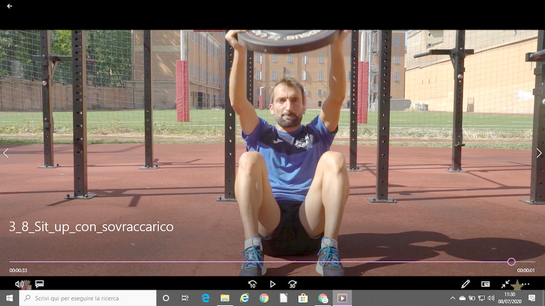 8. Sit Up con sovraccarico